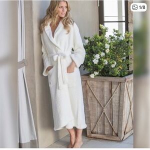 Barefoot Dreams CozyChic Style 509 Pearl NWOT Robe